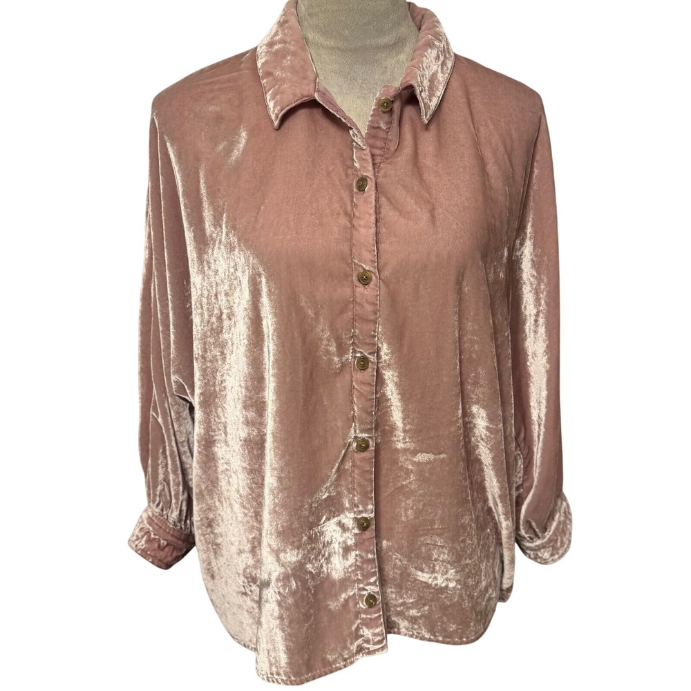 Pilcro by Anthropologie Crushed Rose Velvet Button Down Shirt Women's Size Small